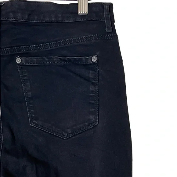 Gloria Vanderbilt | Rail straight high rise classic black jeans size 8 - Picture 11 of 13